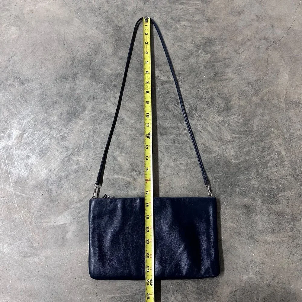 Vintage Navy Blue Purse Gold Accents Shoulder Strap 1980s Clemente Retro Bag - Picture 8 of 9